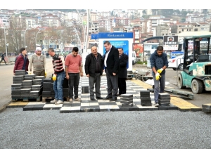 İlçe Girişinde Yenileme Çalışması