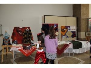 Pekfen’de Yerli Malı Haftası Kutlandı