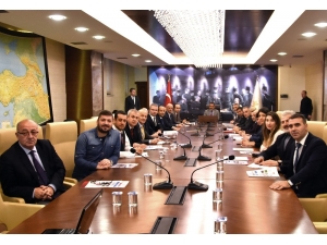 100. Yıl İçin Koç Spor Fest Hazırlıkları Değerlendirildi