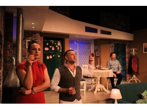 İzmir Devlet Tiyatrosu, "Paraya Hayır" Oyunu İle 2018’i Uğurluyor