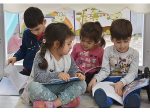 Topaç, Çelik Çomak, Misket Bu Kitapta Miniklere Öğretiliyor