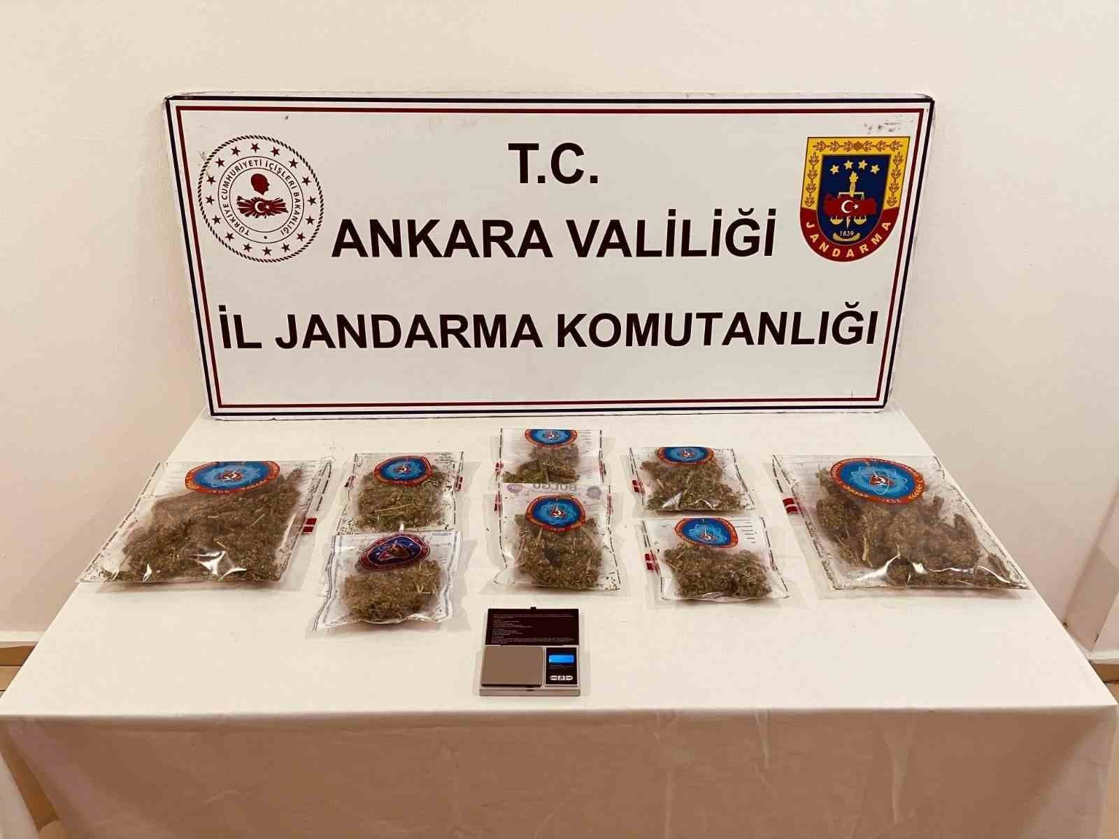 ankara-da-jandarmadan-narkotik-operasyonu-4-gozalti