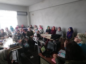 Köylü Kadınlara "Sağlıklı Beslenme Ve Diyet" Semineri