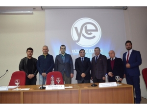 Yazılım Ve Ekonomi İlişkisi Paneli Yapıldı