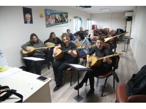 Odunpazarı Halk Merkezleri Atölyelerinde Eğitimler Sürüyor