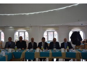 Yalova İl Genel Meclis Üyelerinden Başkan Bozkurt’a Ziyaret