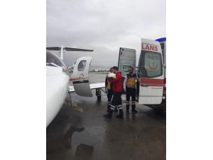 46 Günlük Bebek Uçak Ambulansla İstanbul’a Sevk Edildi