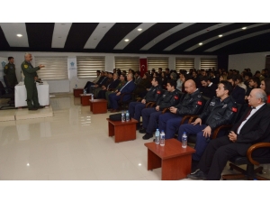 Neü’lü Gençler ‘Kolluk Kuvvetlerinin Havacılık Birimleri’ İle İlgili Bilgilendirildi