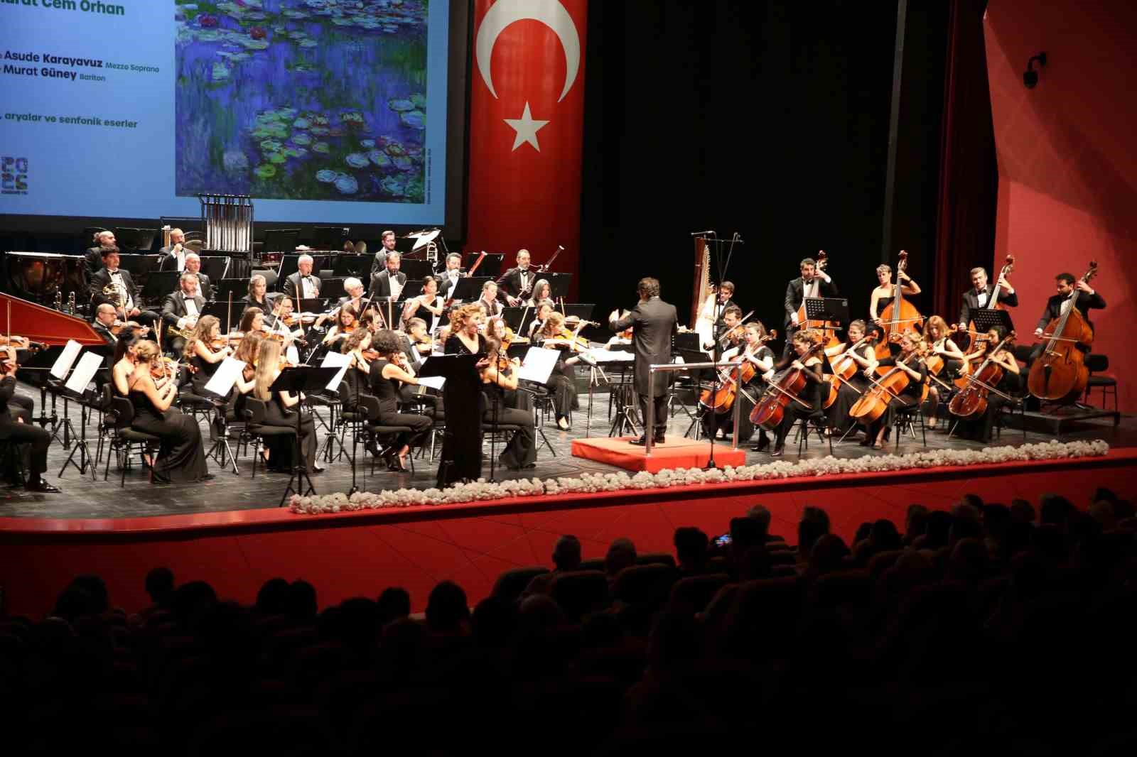 eskisehir-buyuksehir-belediyesi-senfoni-orkestrasi-yeni-sezonu-opera-ve-operet-eserleriyle-acti
