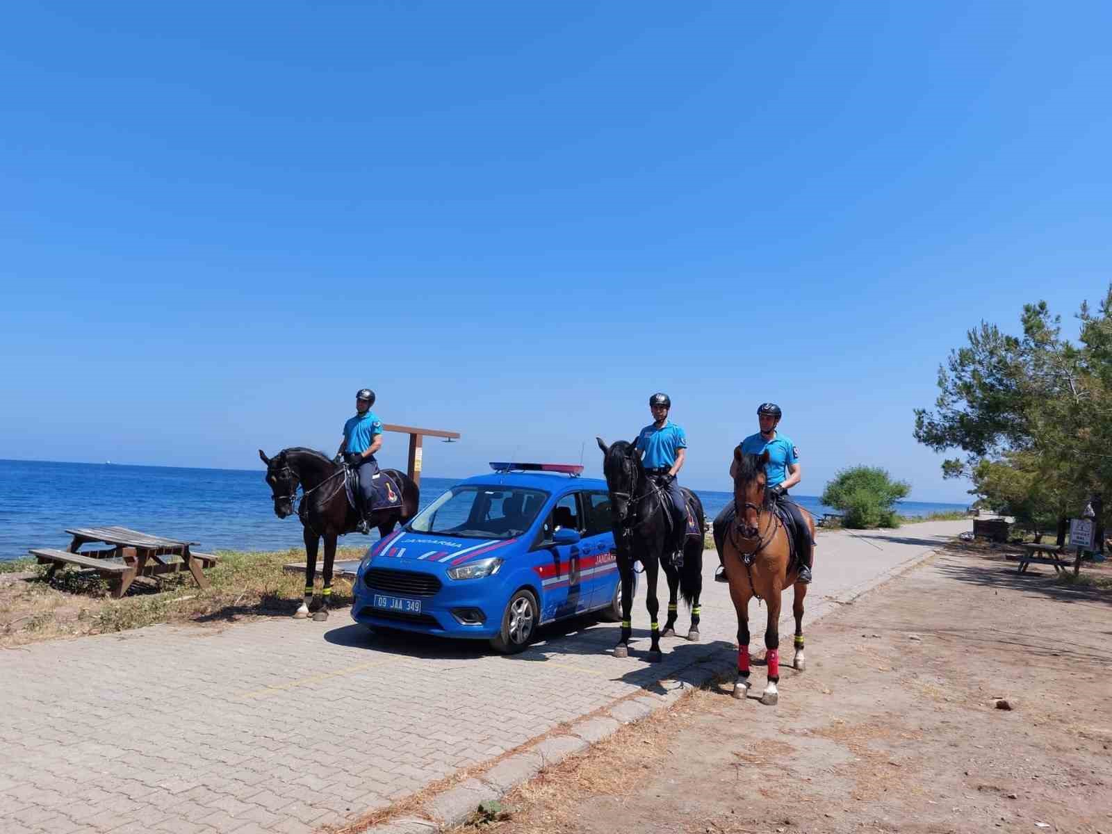 milli-park-ta-atli-jandarma-timi-goreve-basladi