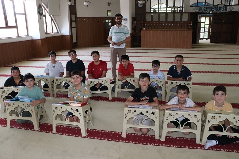erzincan-da-yaz-kur-an-kurslari-basladi-camiler-cocuk-sesleriyle-senlendi