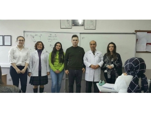 Burhaniye’de Liseli Öğretmenler Ders Anlattı