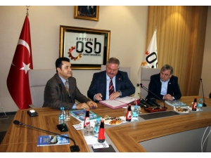 25 Milyon Tl’lik Kayseri Uluslararası Fuar Ve Kongre Merkezi’nin 2. Holünün İmzası Atıldı