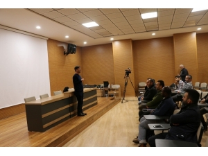 En Baba Atölye’de ‘Babalık Psikolojisi’ Dersleri Devam Ediyor