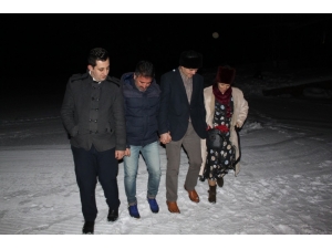 Sarıkamış’ta Ekinoks Nedeniyle "Bereket Narı Kırma Etkinliği" Düzenlendi