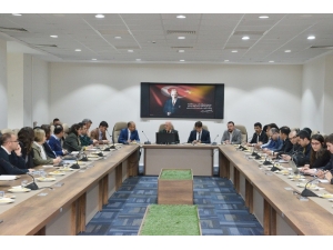 Uşak Üniversitesi’nde “Güdümlü Proje Arama” Toplantısı
