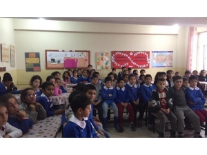 Ağrı’da Öğrencilere Yeterli Ve Dengeli Beslenme Eğitimi