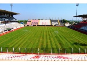 Manisa 19 Mayıs Stadı Vatandaşın Hizmetine Açıldı