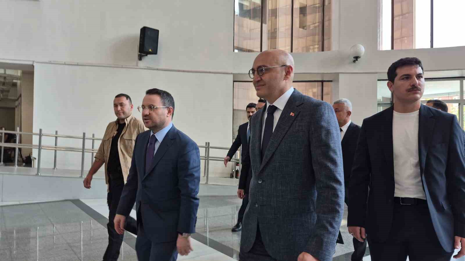 adalet-bakani-akin-gurlek-ten-bakirkoy-adalet-sarayi-na-ziyaret