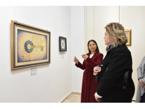 Vali Deniz Ve Eşi, Türk Sanatları Sergisine Hayran Kaldı