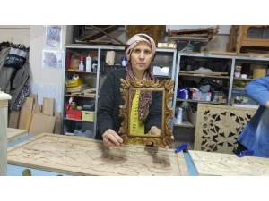 Ahşap İşlemeciliği Kursunda Osmanlı Ve Selçuklu Motifleri Hayata Geçti