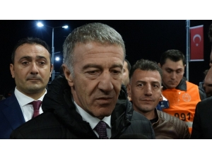 Ağaoğlu: "Aslanlar Gibi Sahada Savaşan Bir Kadromuz Var"
