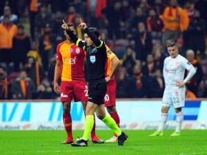 Halil Umut Meler, İki Kez Var’a Başvurdu