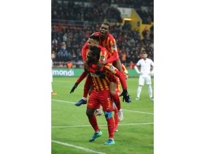 Gollerin Yarısından Çoğunu Bu Üç İsim Attı