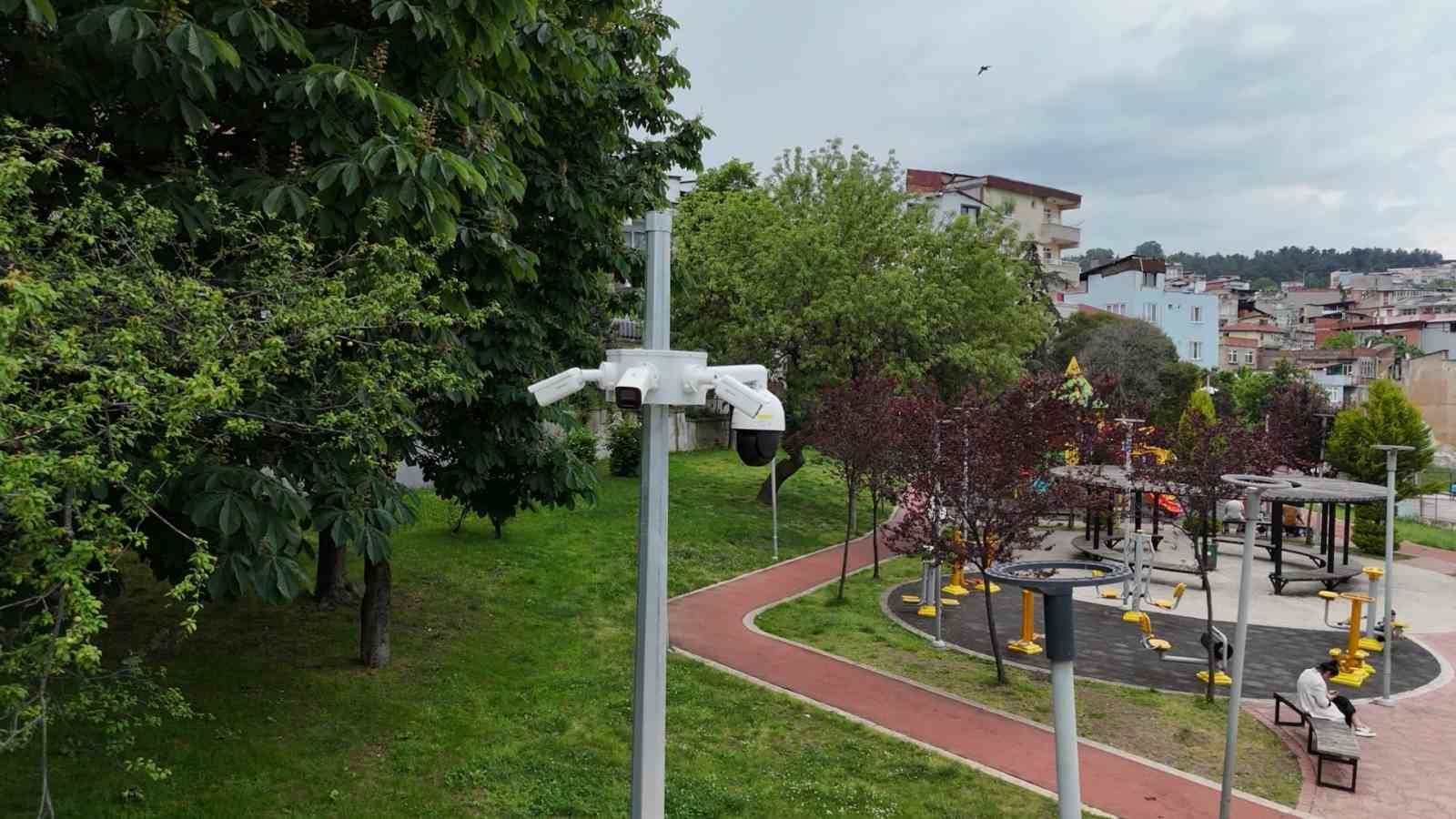 ilkadim-da-19-park-daha-guvenli-hale-geliyor