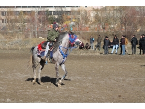 Bayburt’ta Cirit Sporu Yaşatılıyor