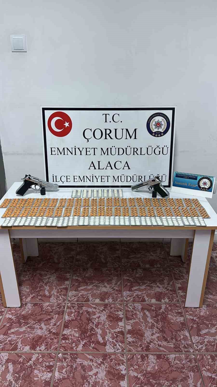 corum-da-756-adet-sentetik-ecza-hapi-ele-gecirildi-1-tutuklama