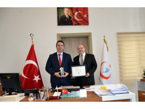 İl Sağlık Müdürlüğüne ‘Yılın Yenilikçi Uygulaması’ Ödülü