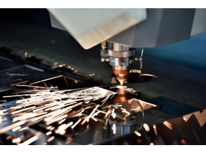 Makine İhracatında Hedef Pazar Paylarını Artırmak