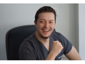 Şiddetli Diş Eti Problemlerine Dikkat