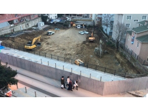 Gebze’de 7 Katlı Otoparkın İlk Kazması Vuruldu