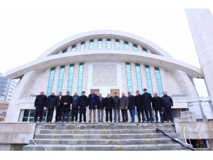 Uşak Üniversitesi Camisi Ramazan Ayında İbadete Açılması Planlanıyor