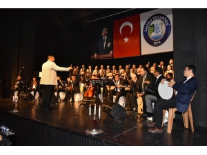 Salihli’de Kış Konseri Büyüledi