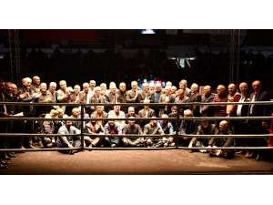 Duayen Boksörler Balıkesir’de Buluştu