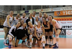 Eczacıbaşı Vitra, Devreyi Lider Tamamladı