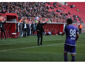 Taşkın: “İkinci Yarı Daha Güçlü Bir Samsunspor İzleyeceksiniz”