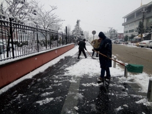 Düzce Belediyesi Karla Mücadele Ekipleri Heryerde