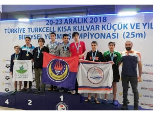 Yüzmede 12 Madalya Osmangazi’nin