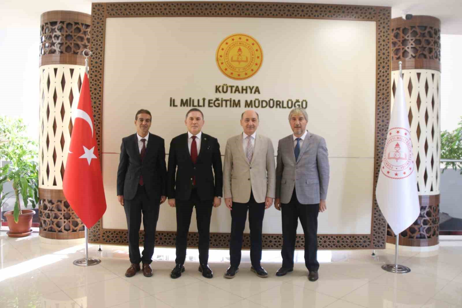 hayat-boyu-ogrenme-genel-mudur-yardimcisi-mahmut-kurtaran-kutahya-yi-ziyaret-etti