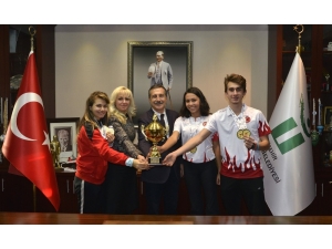 Tarih Yazan Tekvandoculardan Ataç’a Ziyaret