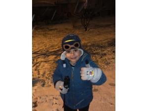 Minik Çocuk Usta Muhabirlere Taş Çıkarttı