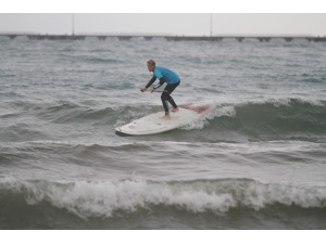 Sörfçüler Alanya’da Hünerlerini Sergiledi