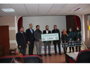 Öğrencilerden Yemen’e 15 Bin Lira Yardım