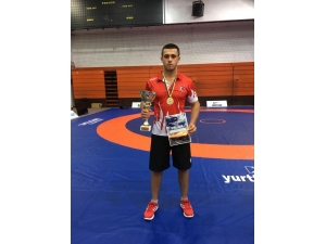 Liseli Murat Rekora Doymuyor