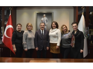 Hemşirelerden Başkan Ataç’a Ziyaret