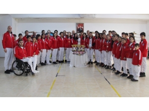 Büyükçekmeceli Şampiyon Okçular 41 Madalya 9 Kupa Kazandı